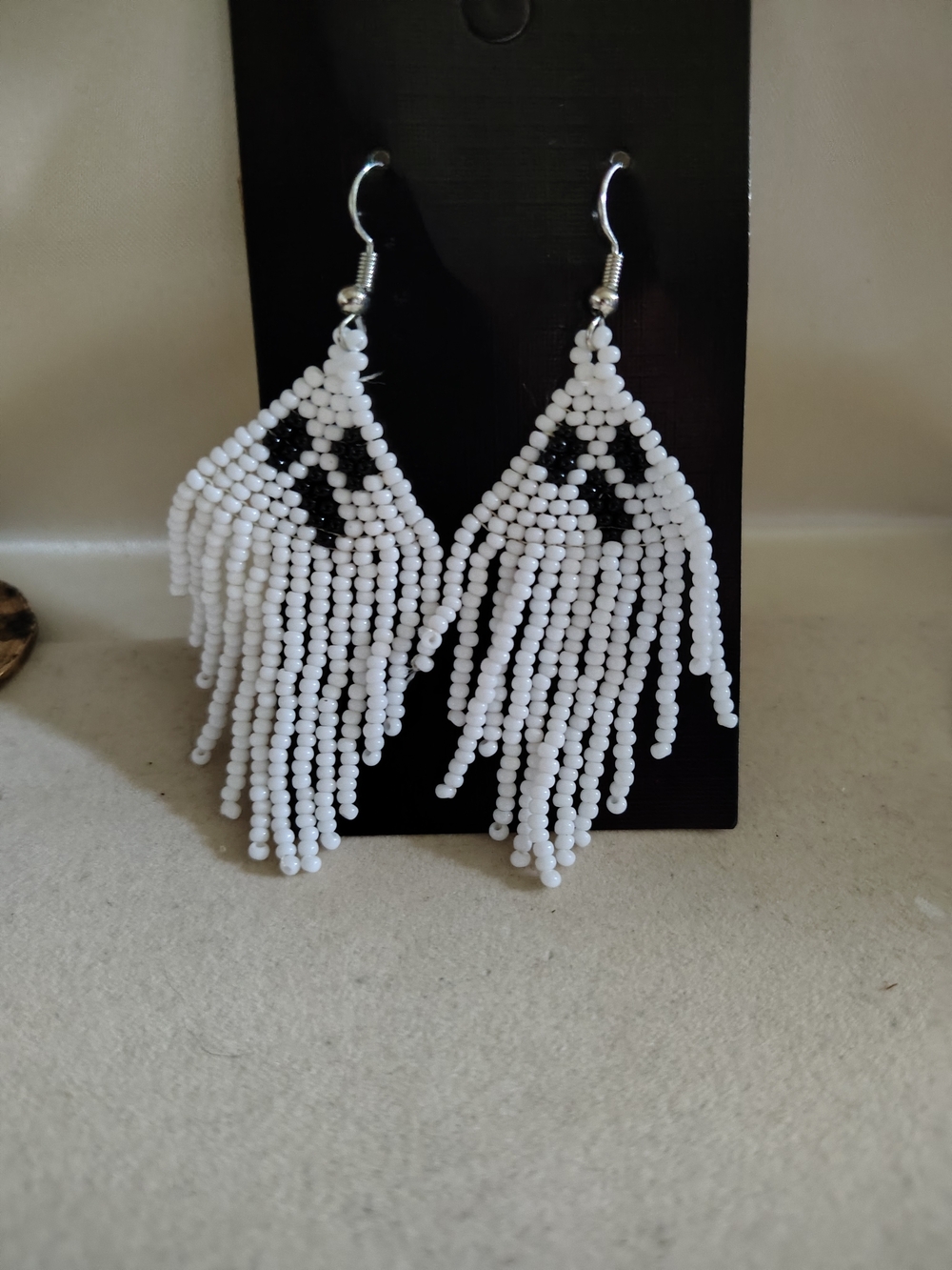 👻 New Beaded Ghost Fringe Earrings Spooky Cute Halloween Dangles 👻